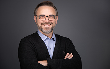Headshot of Chris Landis, Chief Customer Officer